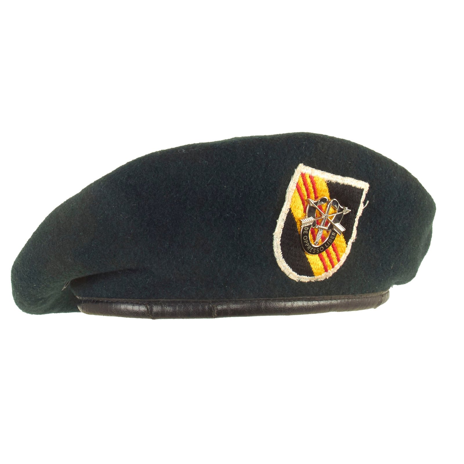 Buy Original U.S. Vietnam War 5th Special Forces Group Airborne Green Beret Dated 1967 - Size 7 | Original Firearms Antique For Sale
