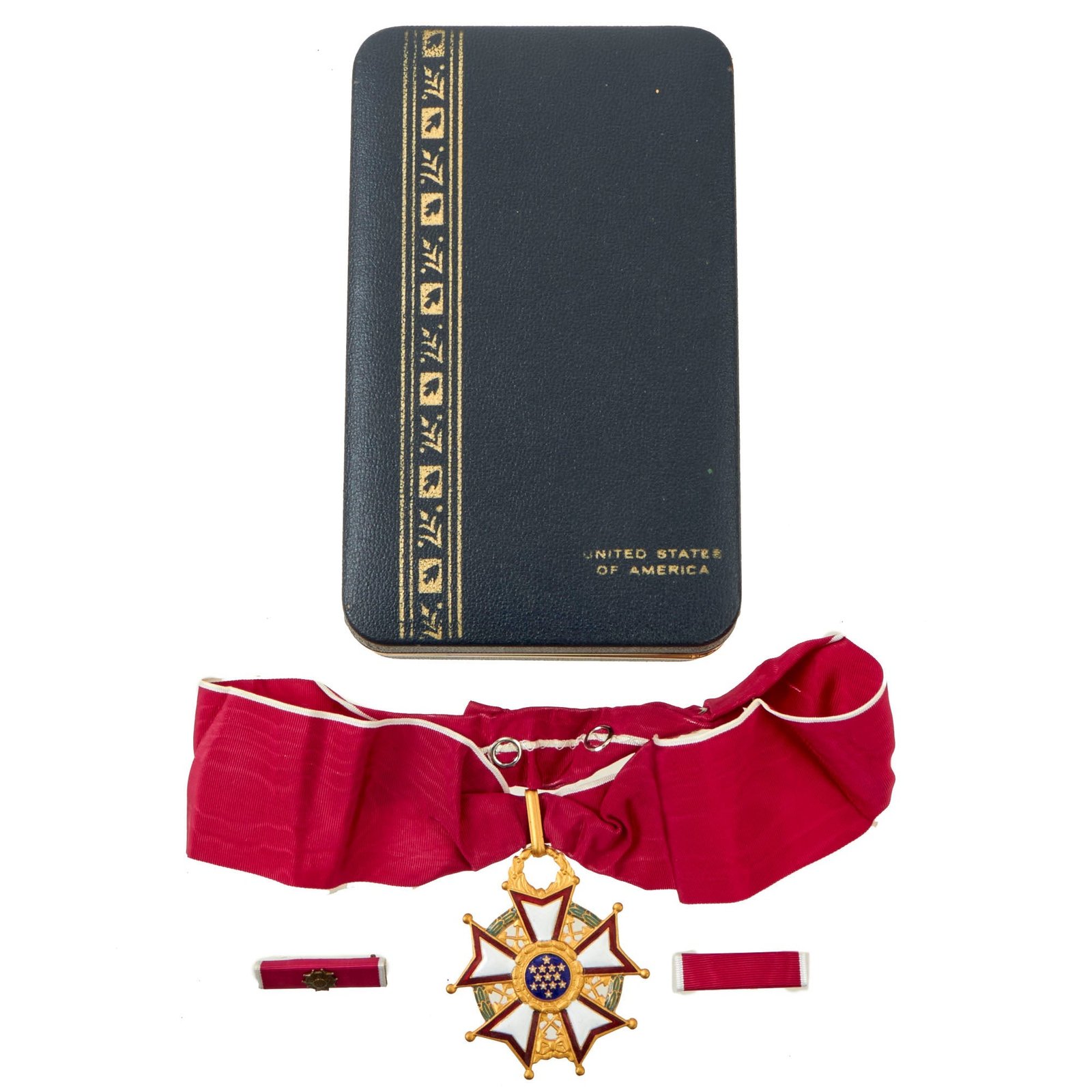 Buy Original U.S. Vietnam War Era Legion of Merit Commander Degree Award Set With Correct Case - Complete | Original Firearms Antique For Sale