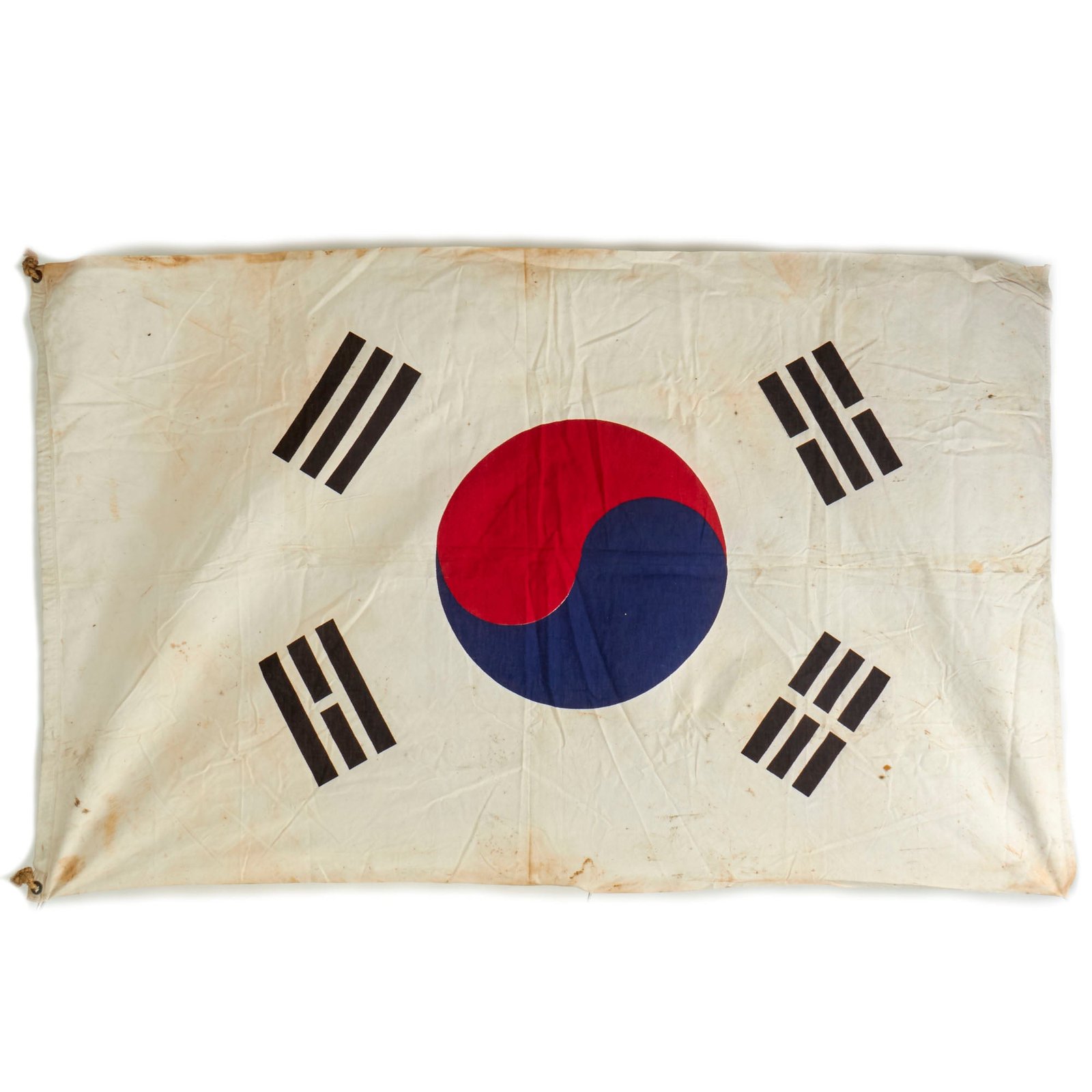 Buy Original Korean War Era South Korean Taegukgi American Made Canvas Flag by Ajax Paramount Flag Co. - 4’x6’ | Original Firearms Antique For Sale