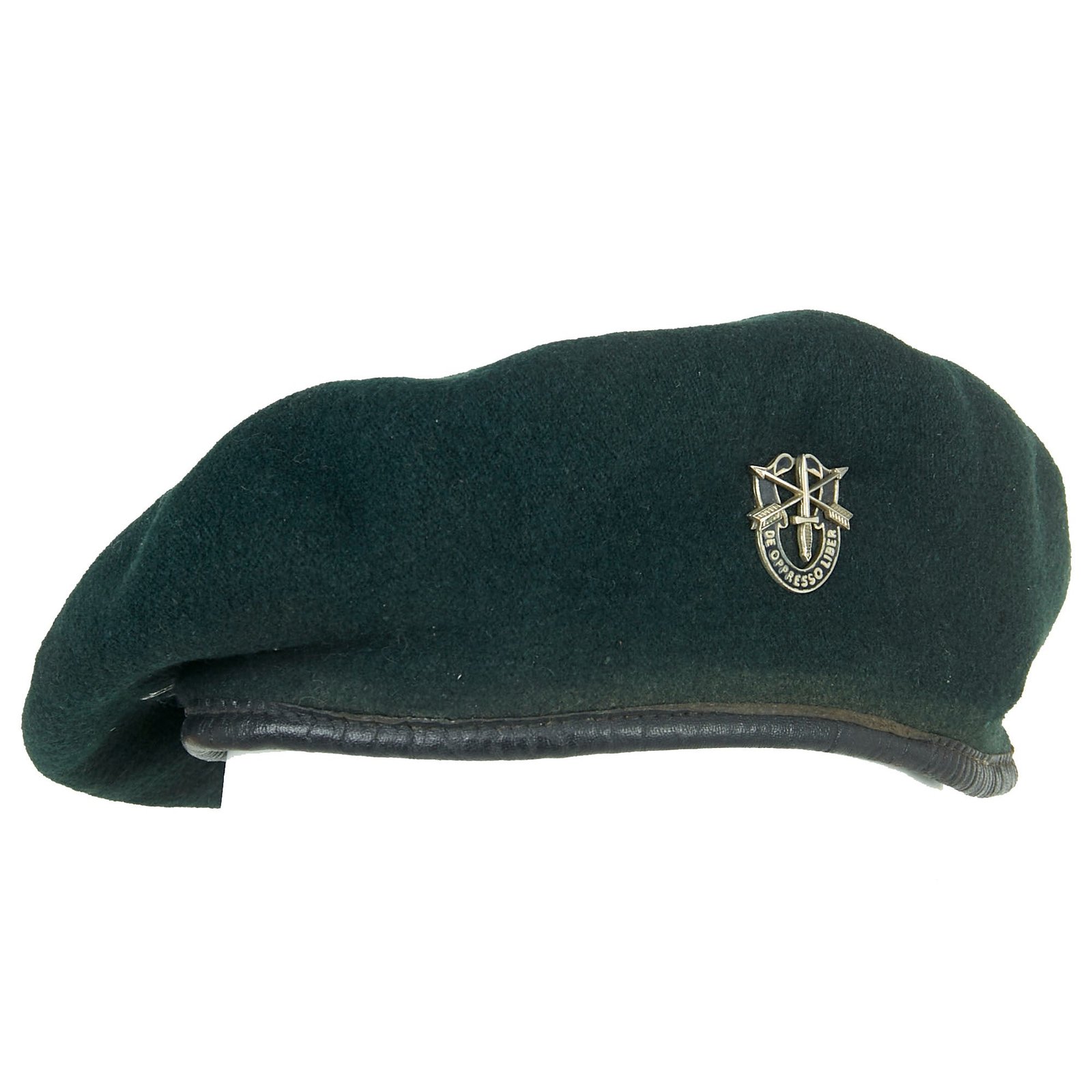Buy Original U.S. Vietnam War 1973 Dated Rifle Green Beret With De Oppresso Liber Badge and No Flash Denoting “Unassigned” - Size 7 ⅜ | Original Firearms Antique For Sale