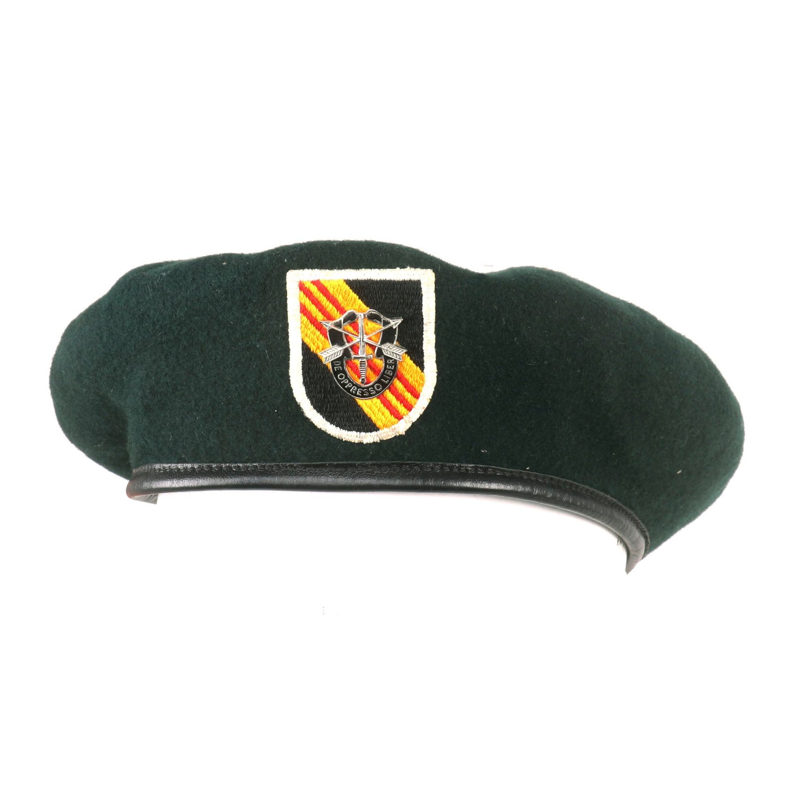 Buy Original U.S. Vietnam War 5th Special Forces Group Airborne Green Beret - Pre-1967 - Size 7 ⅝ | Original Firearms Antique For Sale