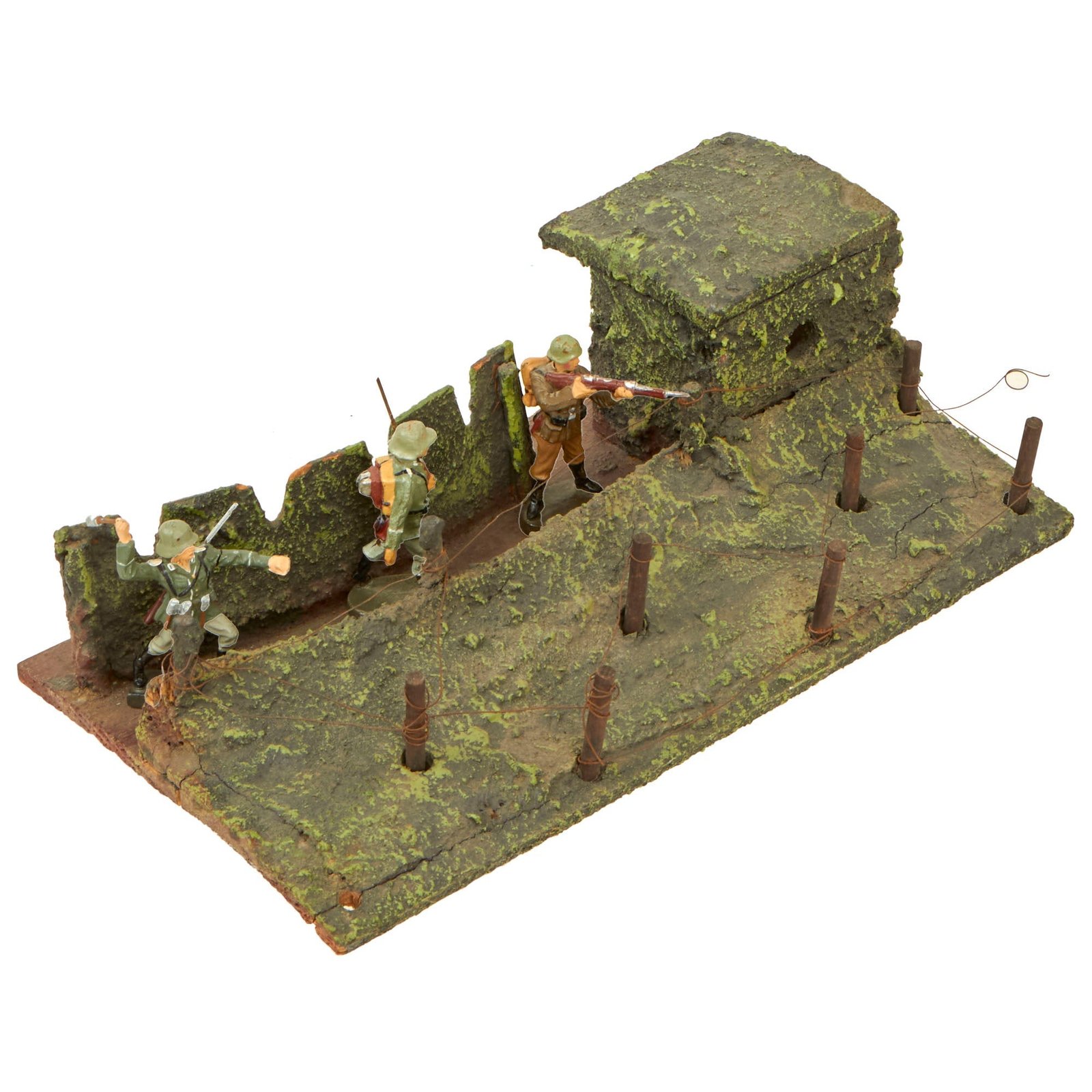 Buy Original German WWII Haußer - Elastolin Modular Wooden Trench Section with (4) 70mm Composition Soldiers | Original Firearms Antique For Sale
