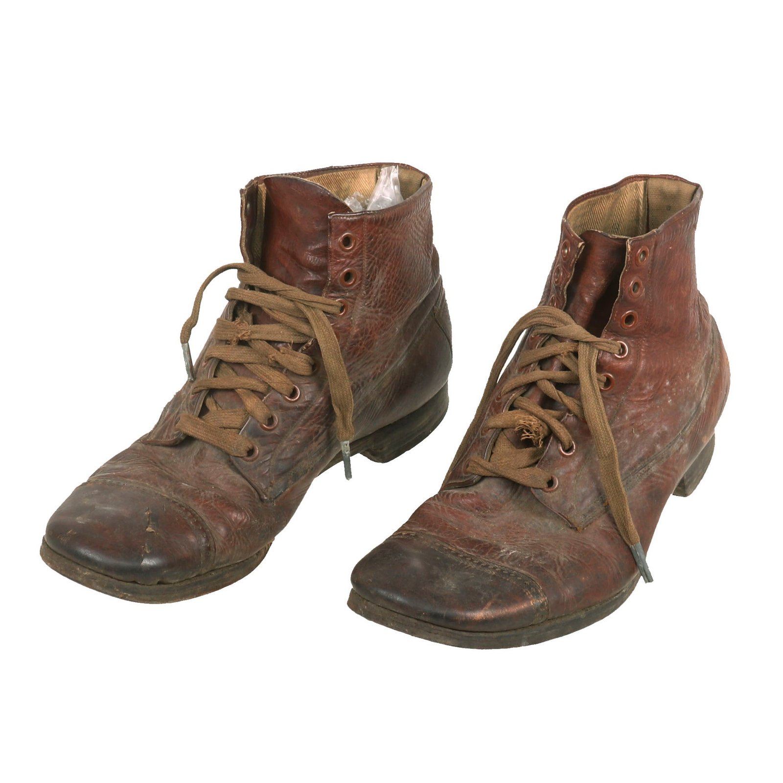 Buy Original U.S. WWI Pair of M1912 Russet Marching Shoes - 1917 Dated - Size 7 ½ | Original Firearms Antique For Sale