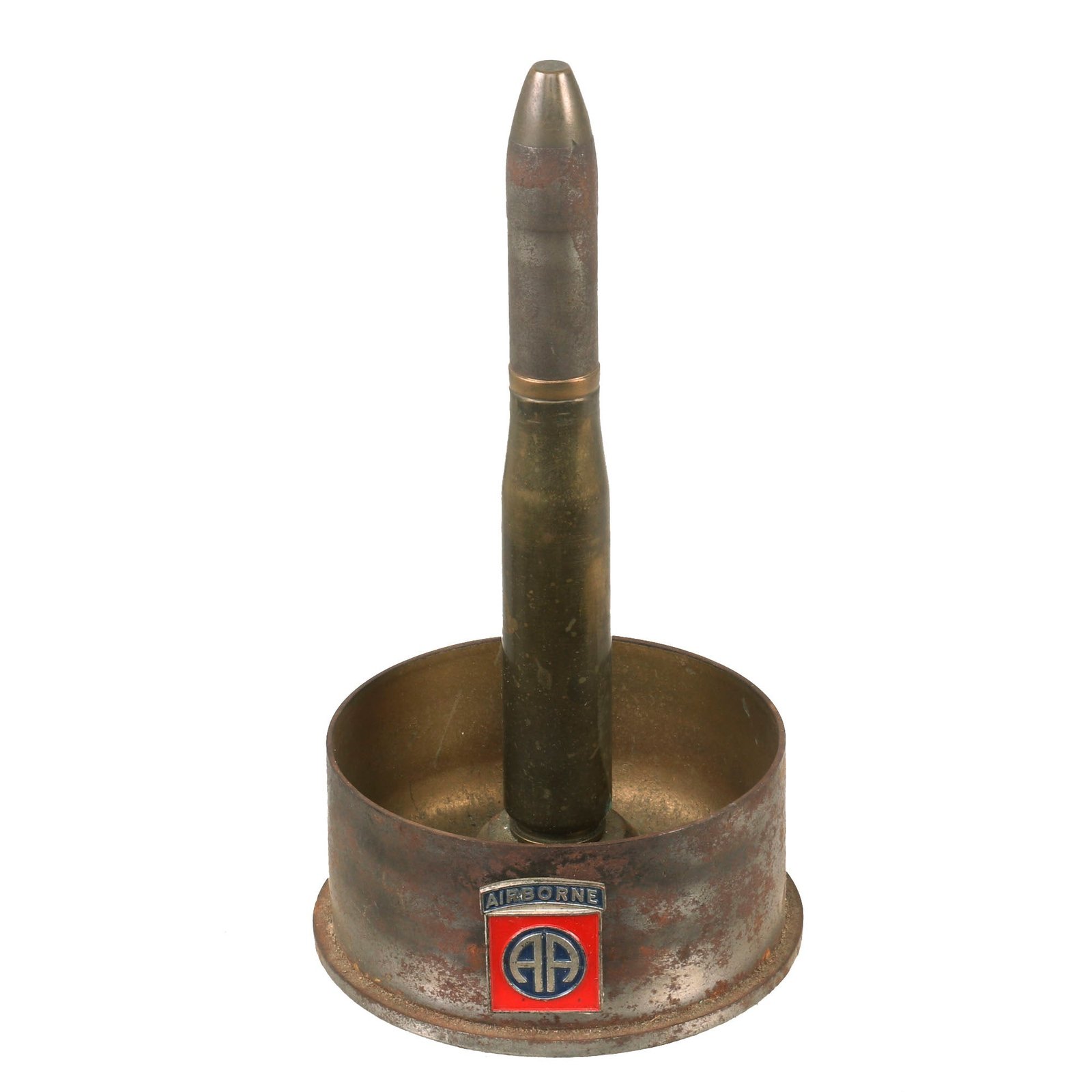Buy Original U.S. WWII Inert 82nd Airborne Division German 88cm Shell Casing Trench Art Ashtray with Theatre Made Insignia | Original Firearms Antique For Sale