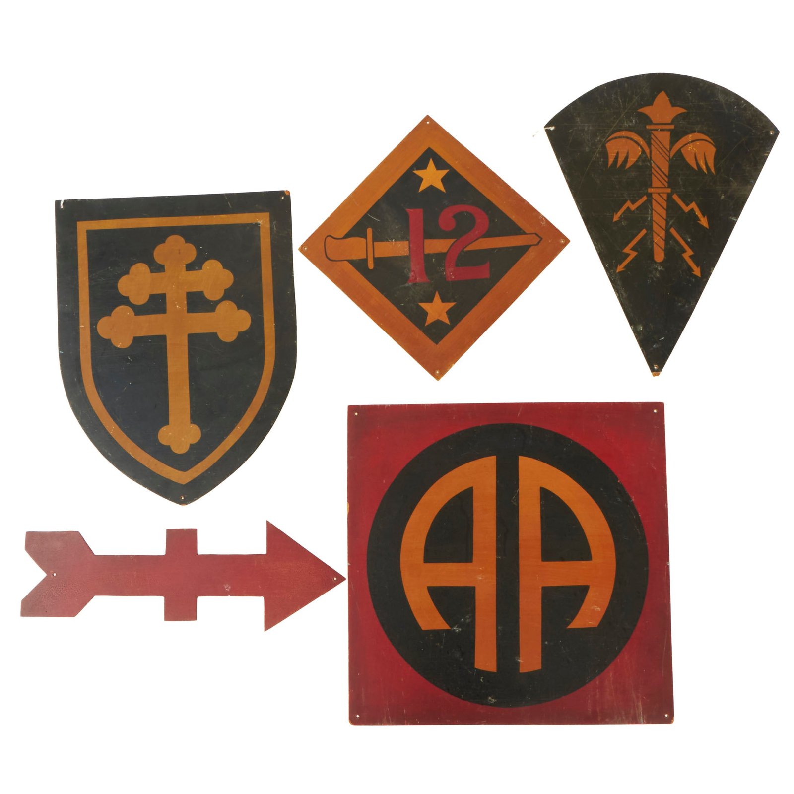 Buy Original U.S. WWI Lot of 5 Large Divisional Painted Wall Insignia - 79th Division & 82nd Division | Original Firearms Antique For Sale