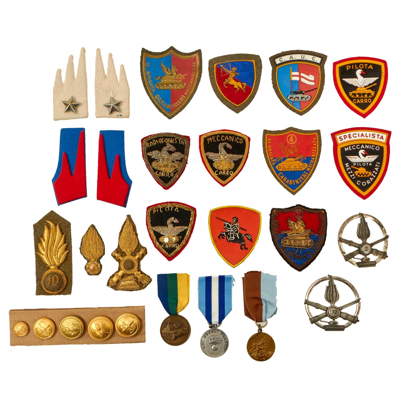 Buy Original Italian Post-WWII Collection of Tank Related Insignia, Medals, & Buttons with Museum Tags - 28 Items Total | Original Firearms Antique For Sale