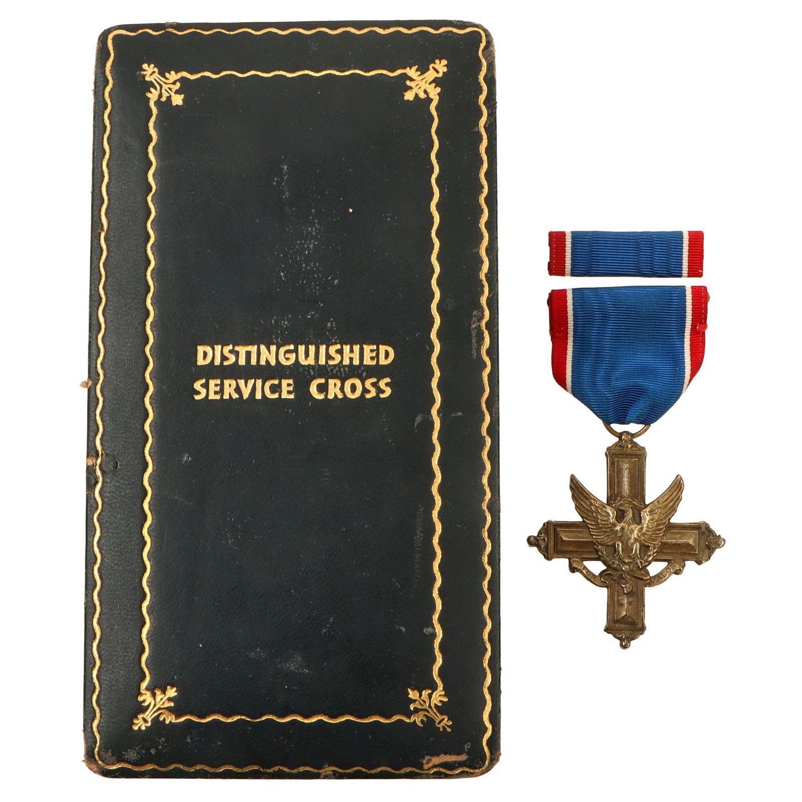 Original U.S. WWII Distinguished Service Cross Set with Ribbon in Presentation Case - Not Numbered