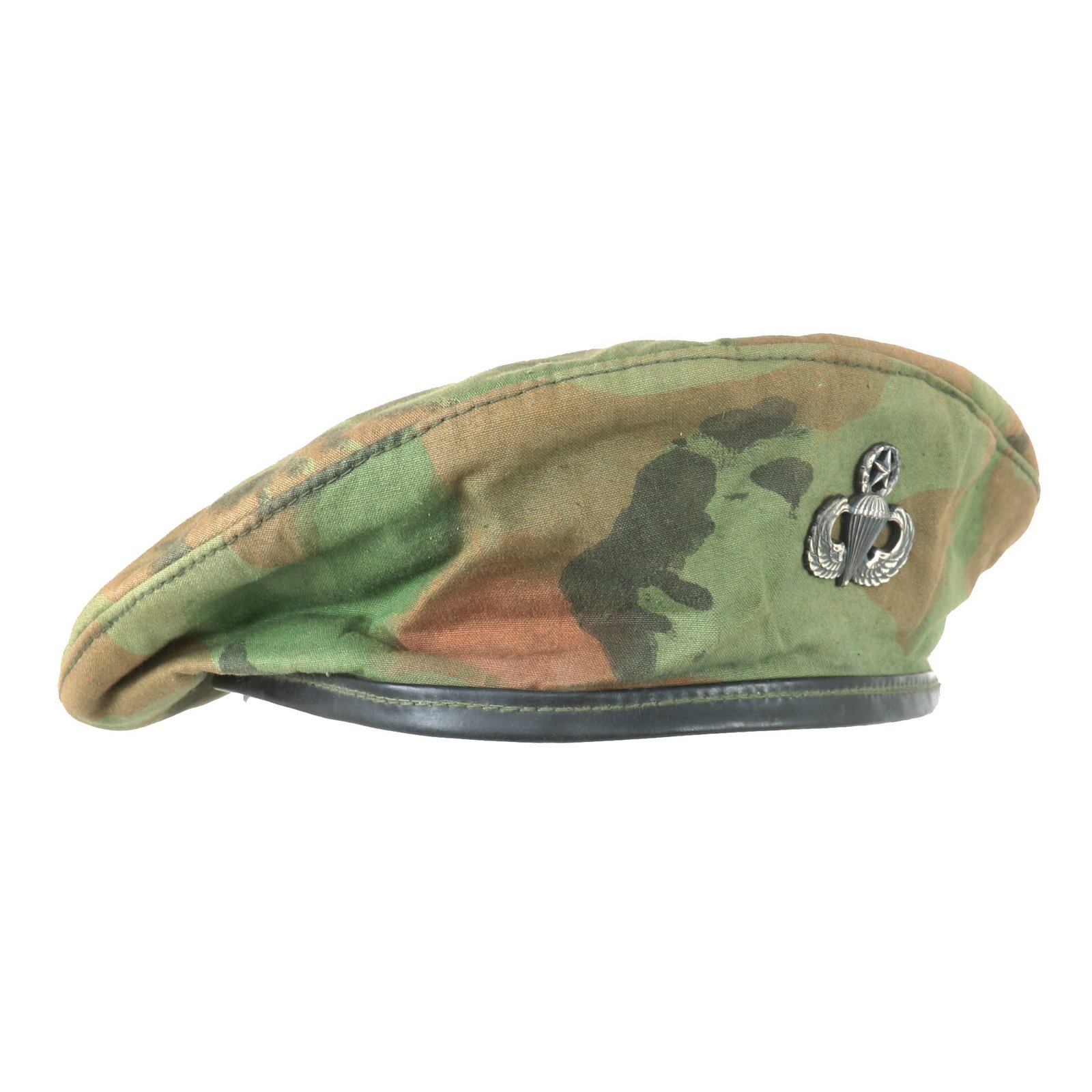 Buy Original U.S. Vietnam War Incountry-Made Camouflage Beret with Master Parachutist Jump Wings | Original Firearms Antique For Sale