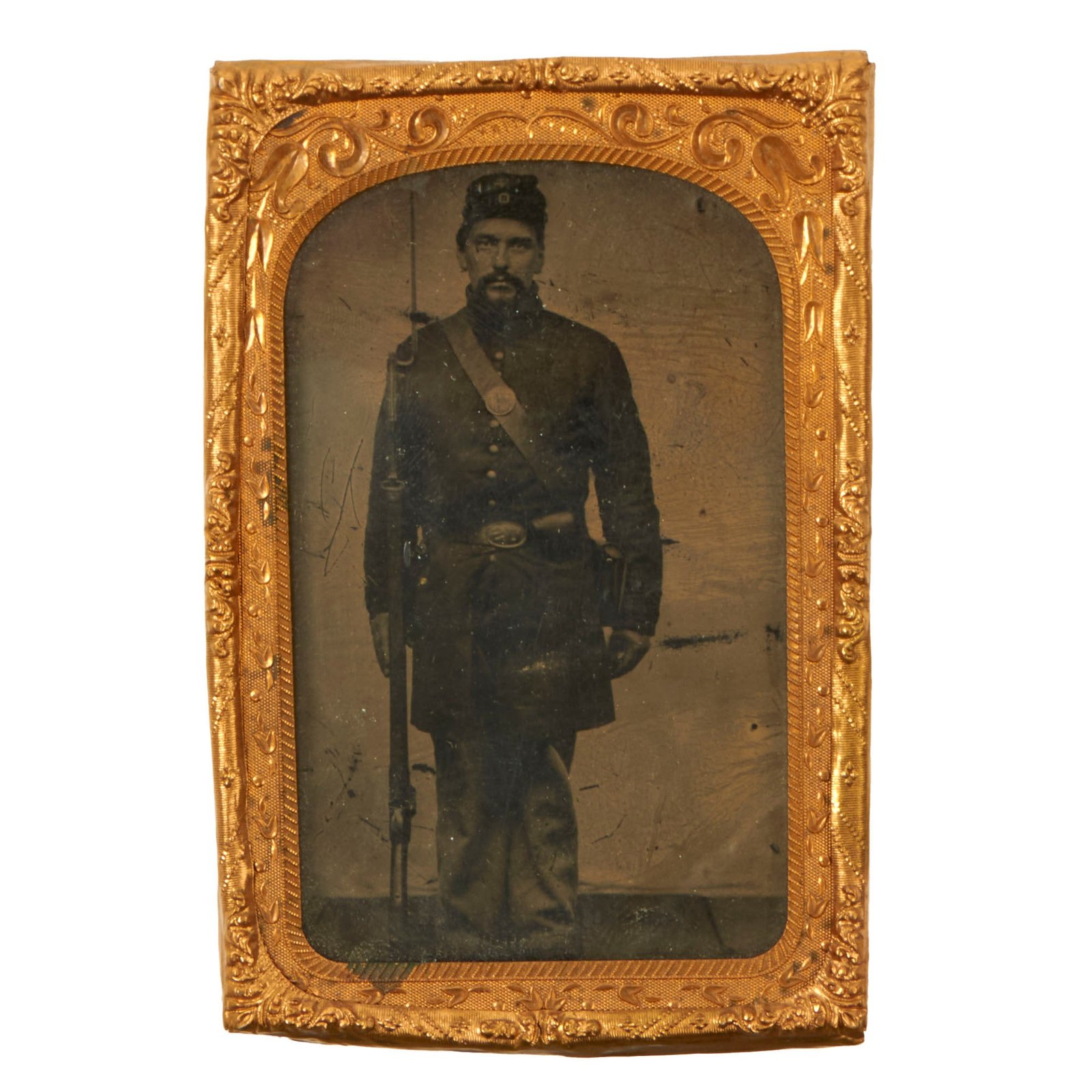Buy Original U.S. Civil War Federal Soldier Close to Sixth Plate Tintype Photograph | Original Firearms Antique For Sale