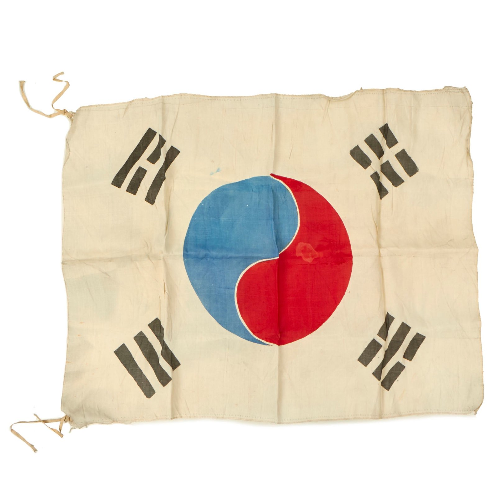 Buy Original Korean War Era South Korean Taegukgi Rayon Faux Silk Flag - 20" x 26" | Original Firearms Antique For Sale