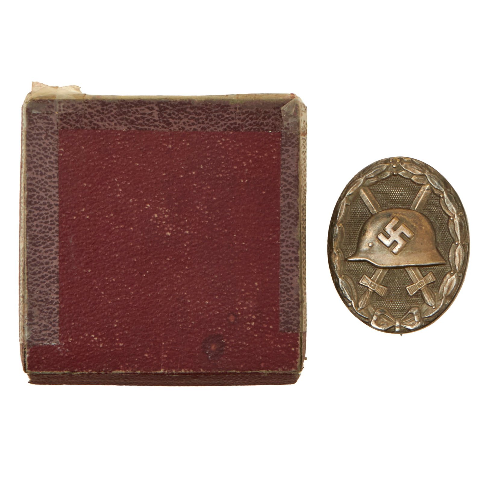 Buy Original German WWII Silver Wound Badge by Wilhelm Deumer of Lüdenscheid in Original Case | Original Firearms Antique For Sale