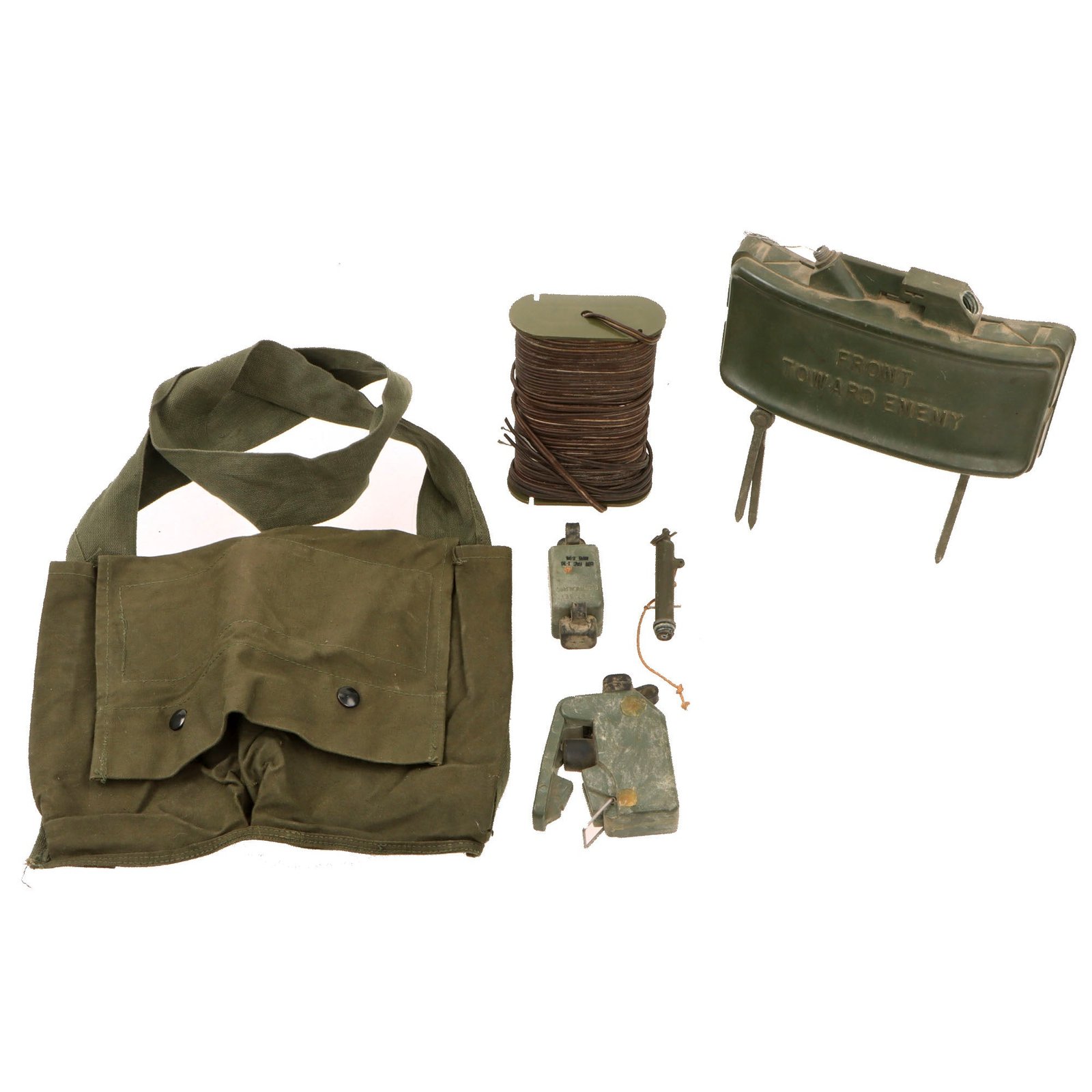 Original U.S. Vietnam War Complete M18A1 M68 Claymore Mine Training Kit with Canvas Carry Bag - Inert