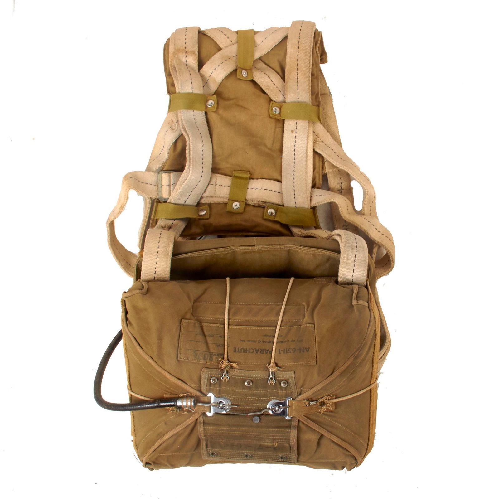 Buy Original U.S. WWII Named Fighter Pilot AN6511-1 Parachute by National Automotive Fibres with Rigging | Original Firearms Antique For Sale