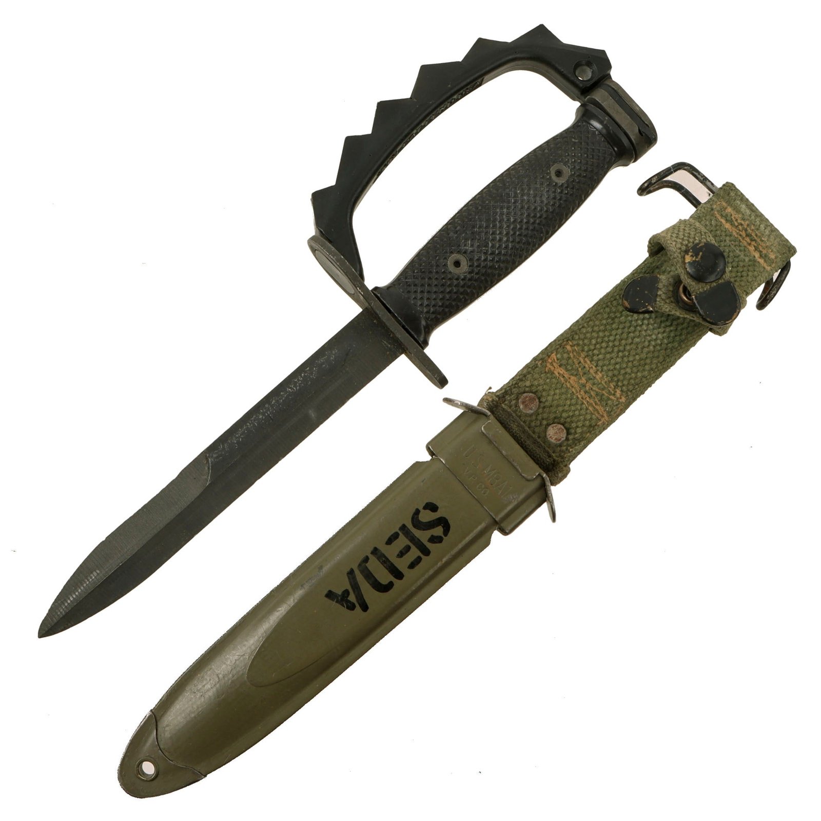 Original U.S. Vietnam War Era M7 Bayonet by BOC for M16 Rifle with M8A1 Scabbard and 2018-Dated Detachable Aluminum Knuckles