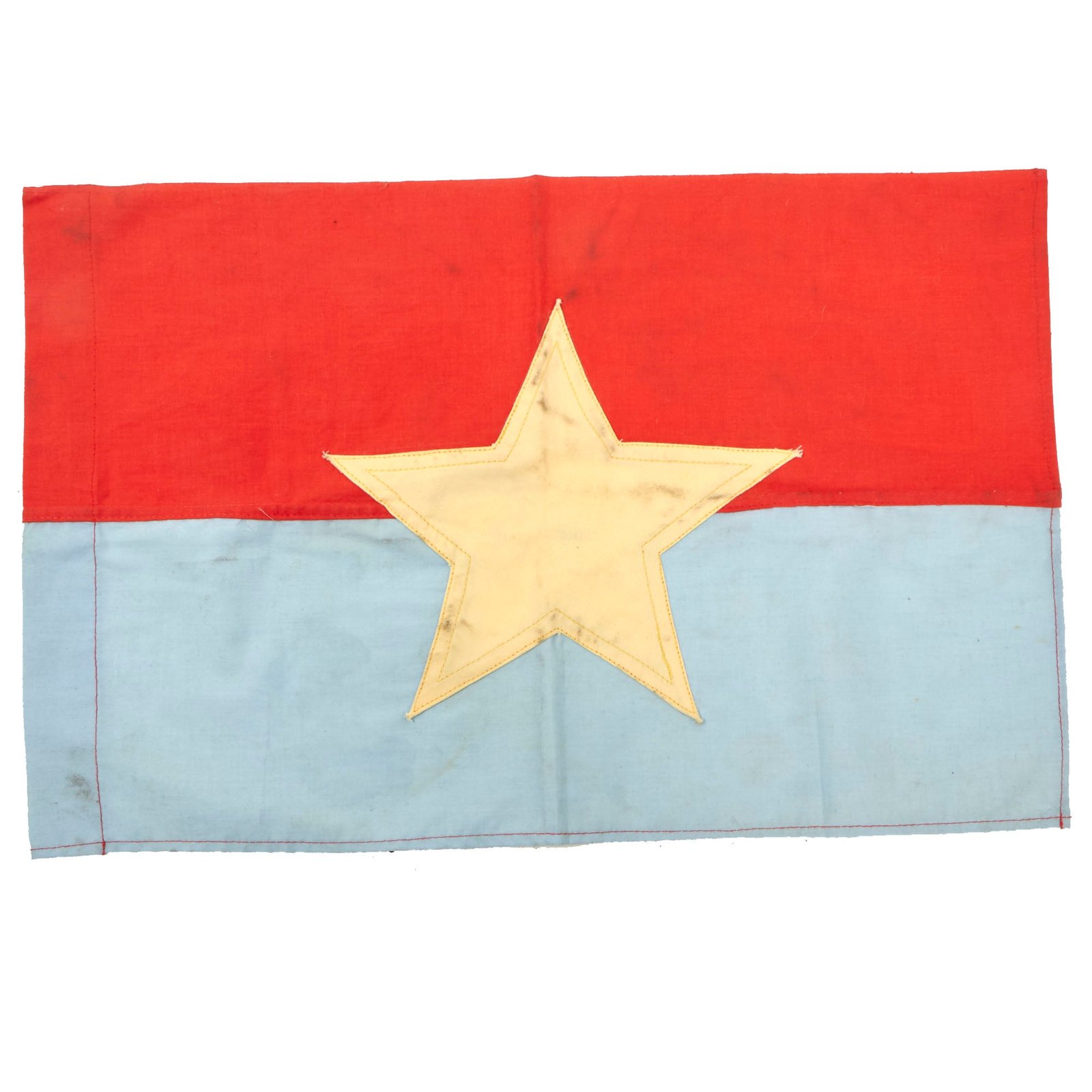 Buy Original Vietnam War North Vietnamese Army Small Viet Cong Flag - 13 x 19½” | Original Firearms Antique For Sale
