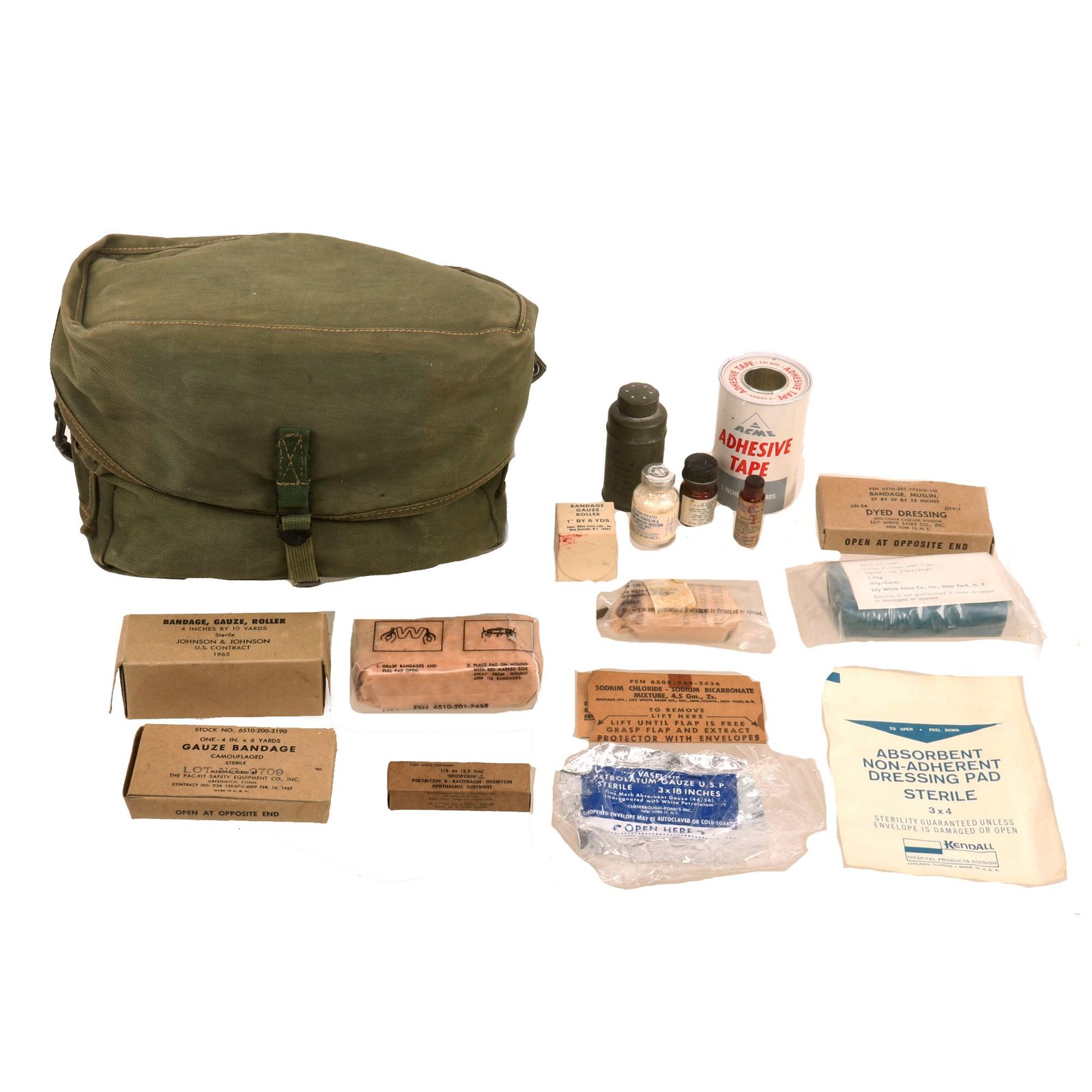 Buy Original U.S. Early Vietnam War Unit-One Rubberized Trifold M3 Medical Bag - With Contents | Original Firearms Antique For Sale