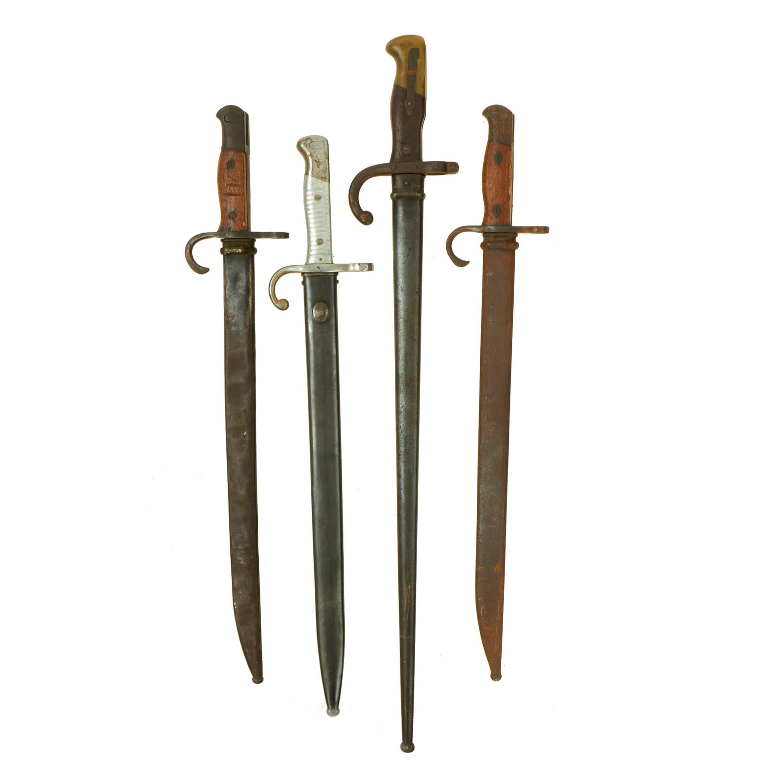 Buy Original Pre WWI to WWII Era Bayonet Collections Featuring WWII Japanese Bayonets All With Scabbards - 4 Items | Original Firearms Antique For Sale