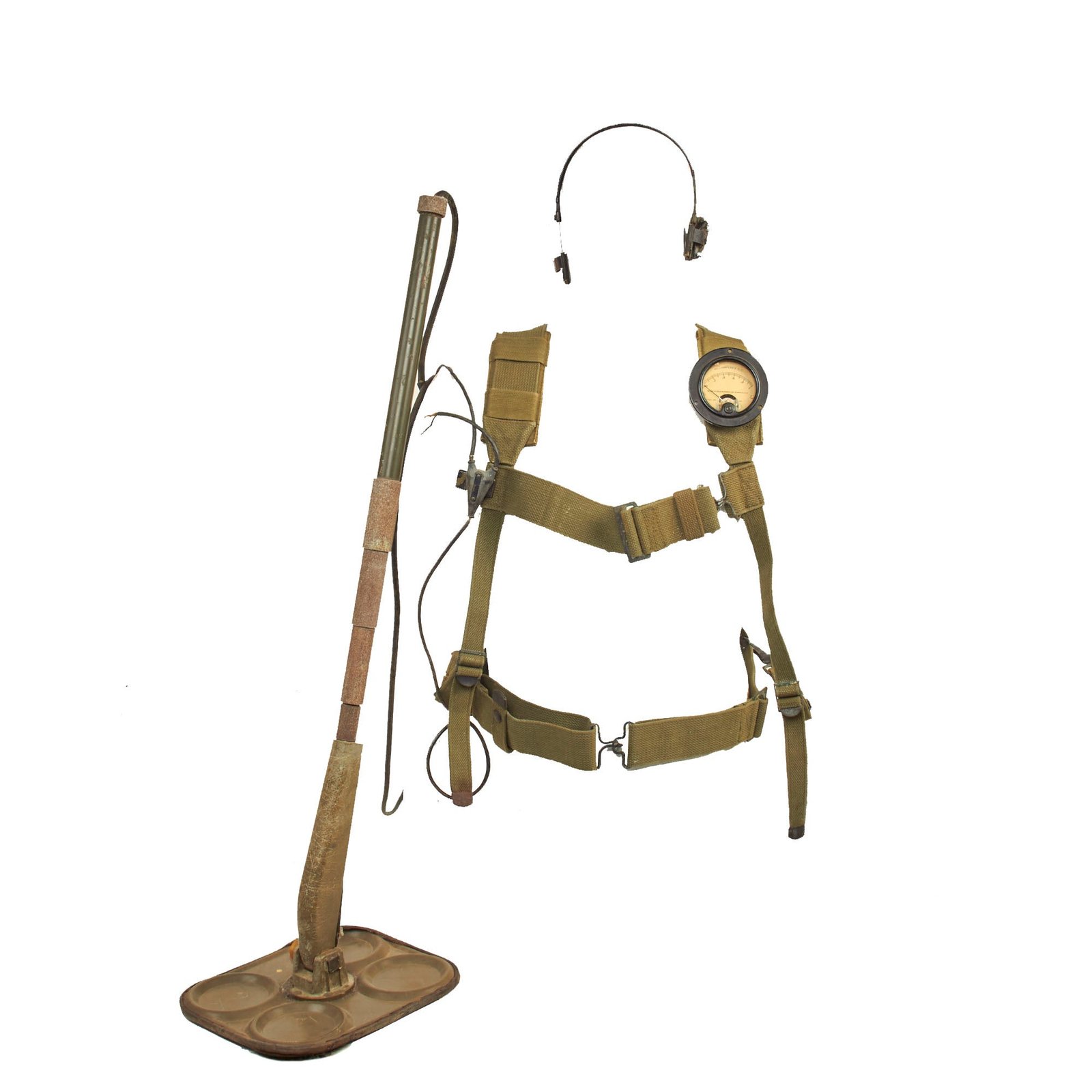 Buy Original U.S. Korean War Era US Army Corps of Engineers AN/PRS-3 Mine Detector Set With Carry Case and Wand by The Bulova Watch Company | Original Firearms Antique For Sale