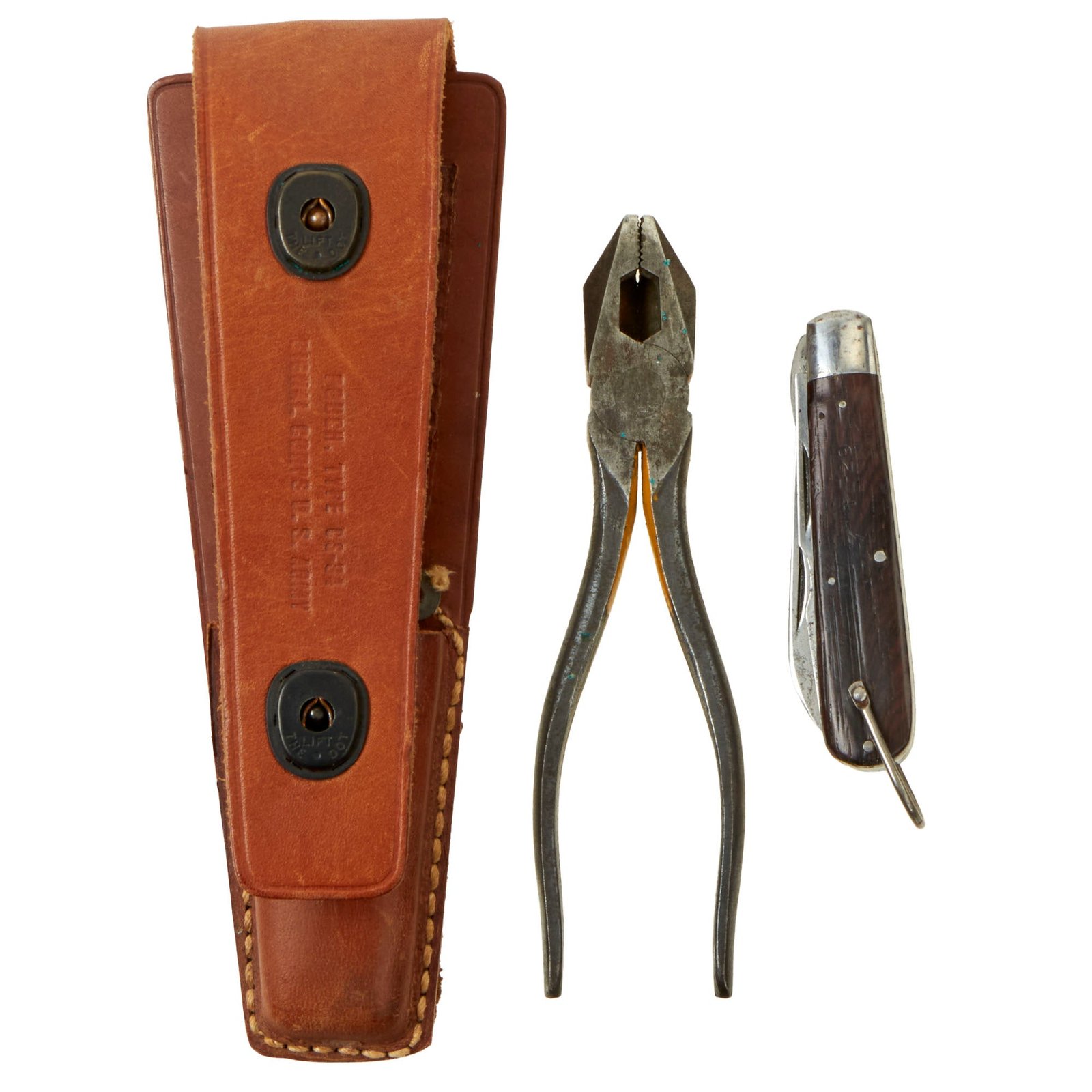 Buy Original U.S. WWII US Army Signal Corps Lineman’s Tool Set With CS-34 Leather Pouch, TL-29 Pocket Knife and TL-13 Pliers | Original Firearms Antique For Sale