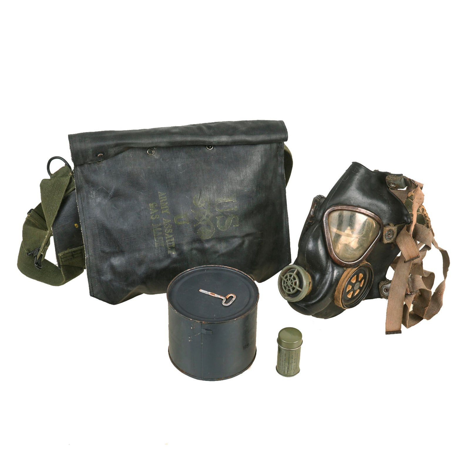 Buy Original U.S. WWII D-Day Invasion E7 Assault Carrier With M5 Gas Mask & Sealed M11 Canister | Original Firearms Antique For Sale