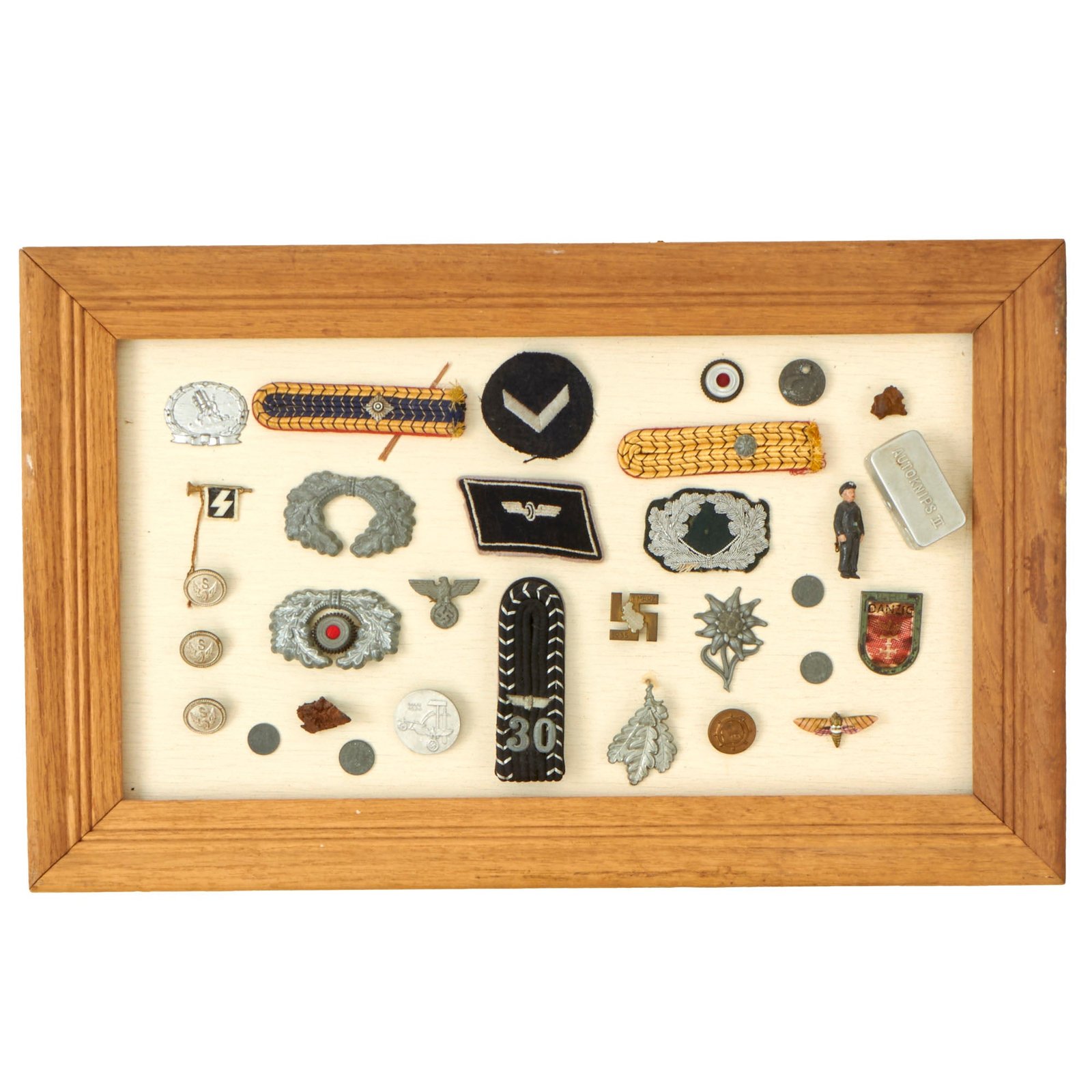 Buy Original German WWII USGI Bring Back Insignia, Button, Tinnie & Shrapnel Grouping - 31 Items | Original Firearms Antique For Sale