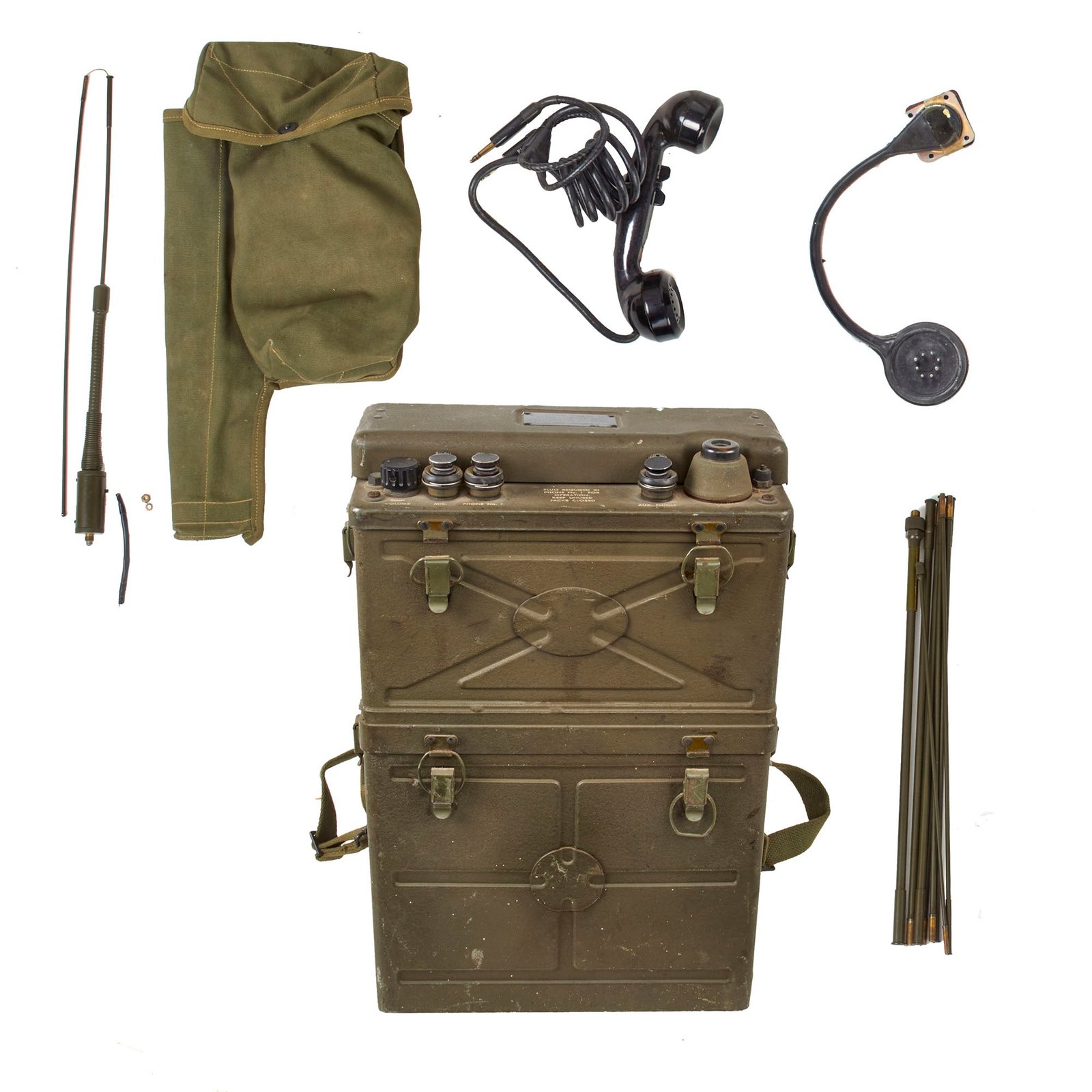 Original WWII U.S. Signal Corps BC-1000-A Backpack Radio Receiver and Transmitter with Handset & Bag of Accessories - Dated 1944