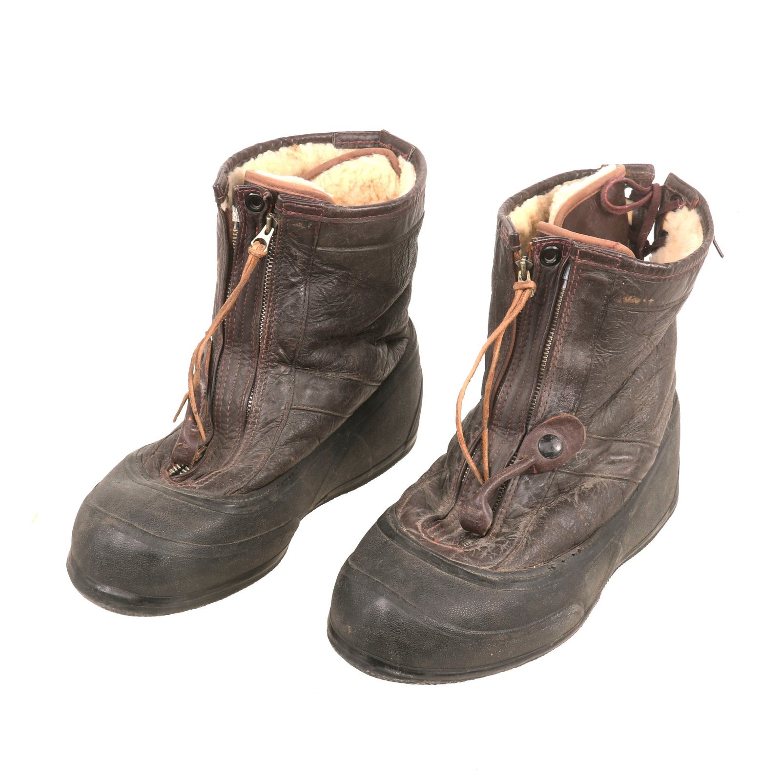 Buy Original U.S. WWII Navy Pilot Winter Flying Boots M380B by Hood - Size Large | Original Firearms Antique For Sale